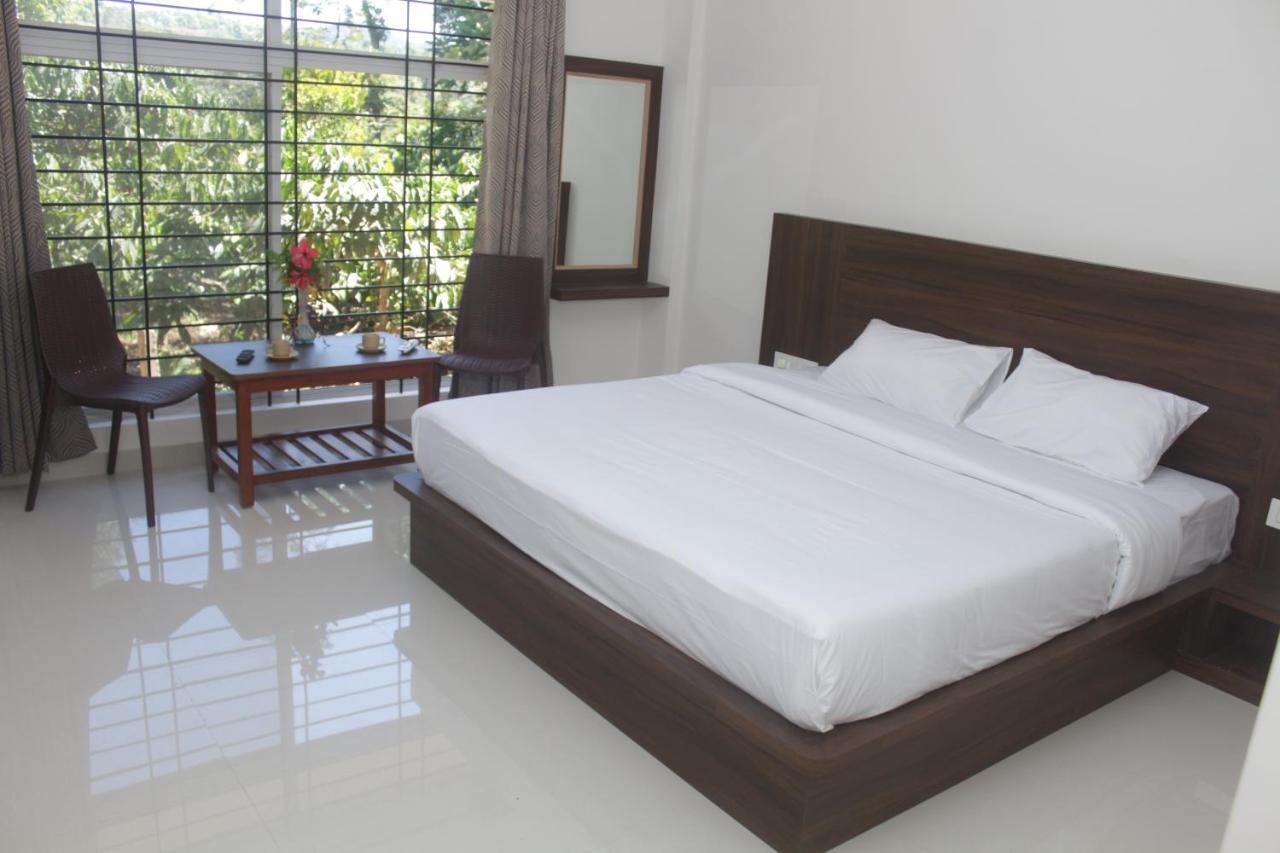 Grand Misty Heaven Villa Madikeri Exterior photo