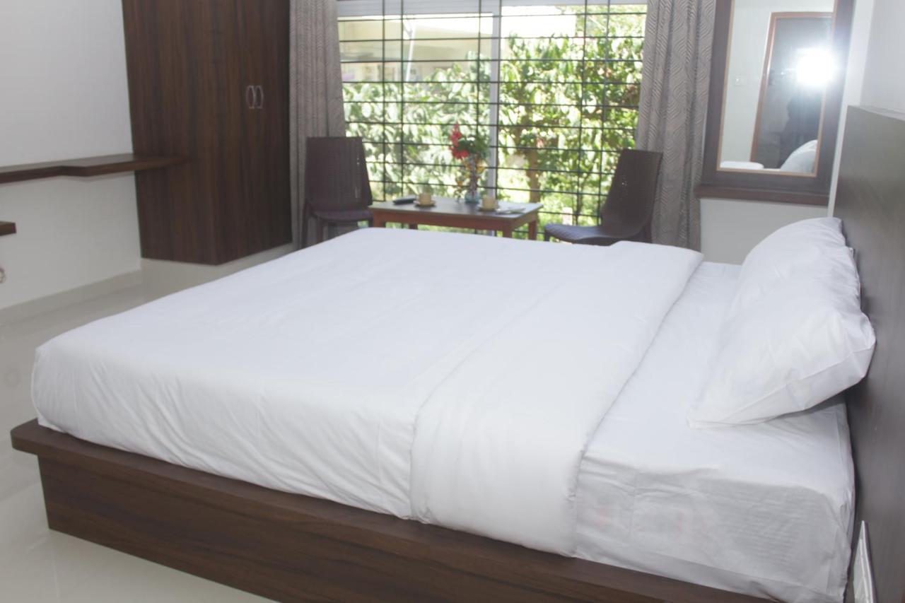 Grand Misty Heaven Villa Madikeri Exterior photo