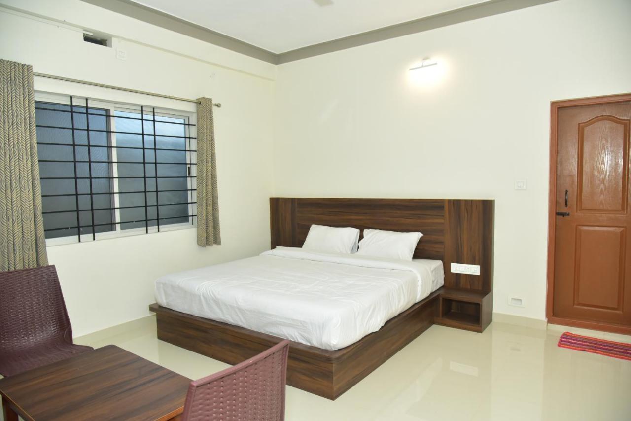 Grand Misty Heaven Villa Madikeri Exterior photo