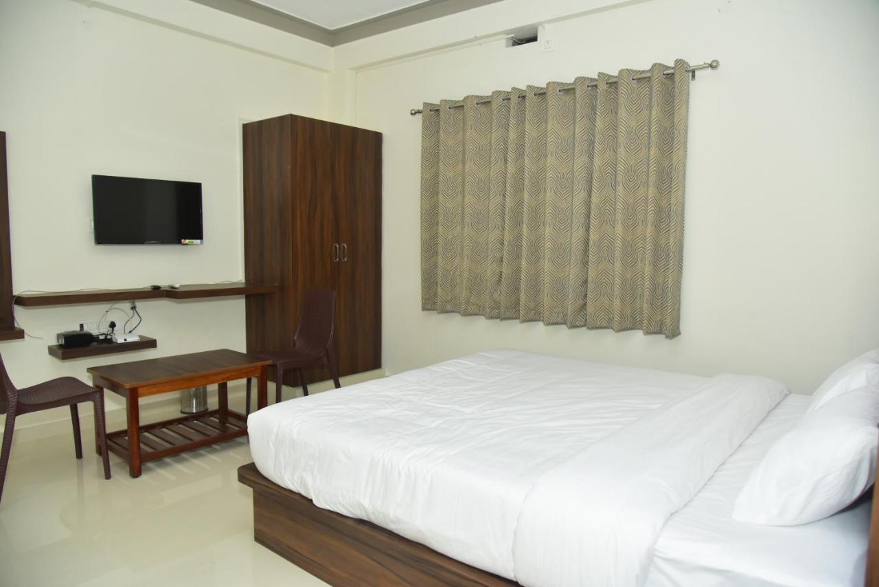Grand Misty Heaven Villa Madikeri Exterior photo